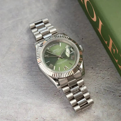 Seiko Mod Day Date | Green - TWTwatches