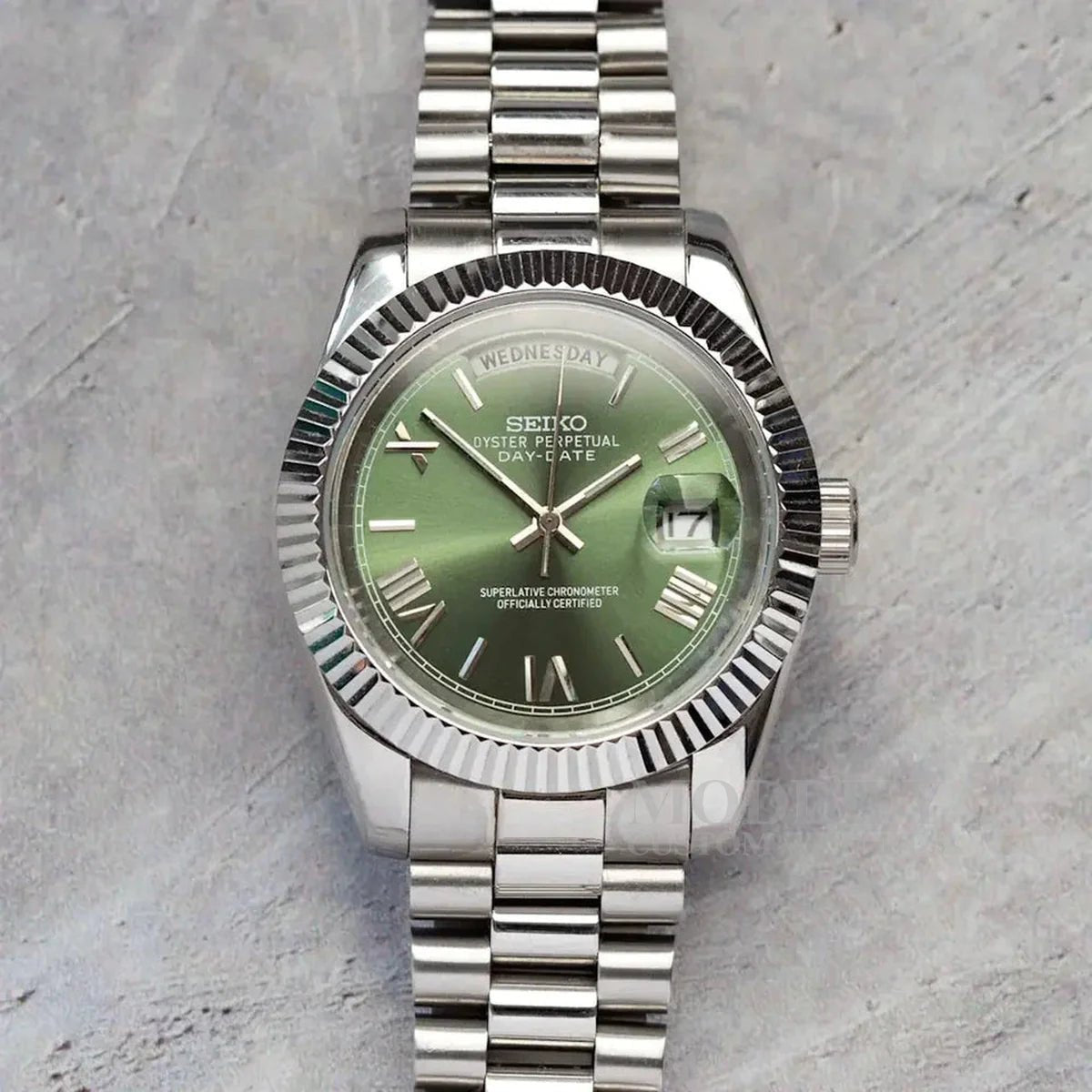 Seiko Mod Day Date | Green - TWTwatches